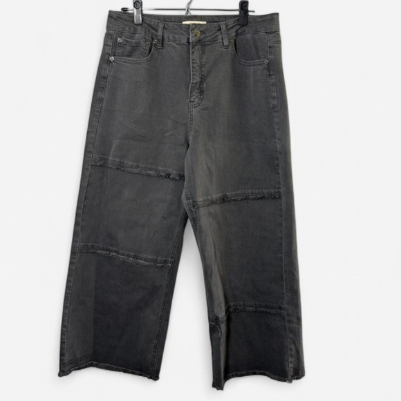 Women's Gray Wide Leg Jeans NWOT Size 14 - Picture 1 of 7